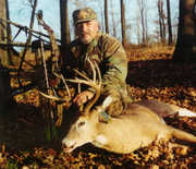 Another nice buck taken in
Allegheny County, PA with
a Jennings compound bow